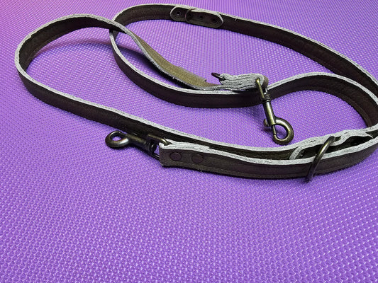 Leather set Y-harness including leather leash