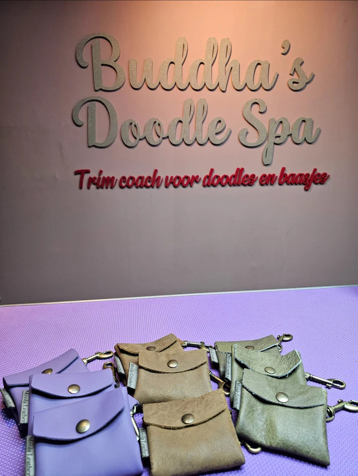 Leather Y-harnesses without leash